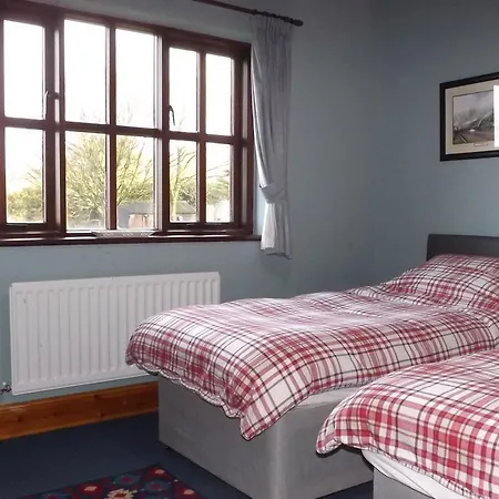 Bed & Breakfast Chestnuts 3*